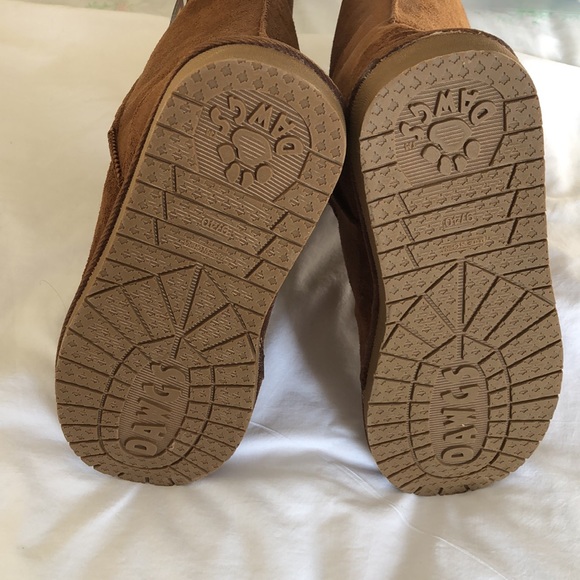 Sheepdawgs 13” microfiber chestnut color boot.    Size 9/40 Nice deep tan color. - Picture 8 of 14